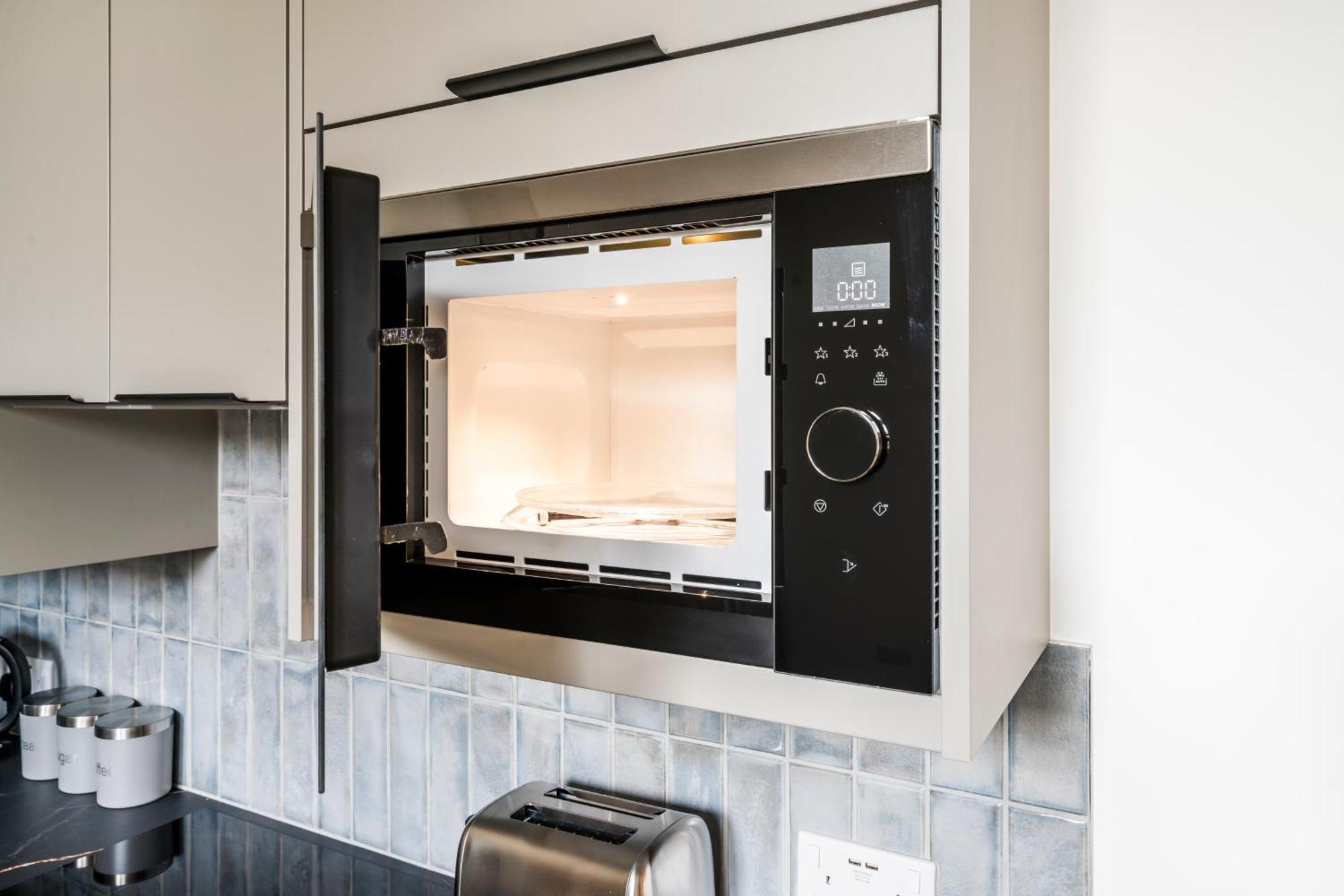 סאטון Cozy 2 Bedroom Apartment In Sutton מראה חיצוני תמונה