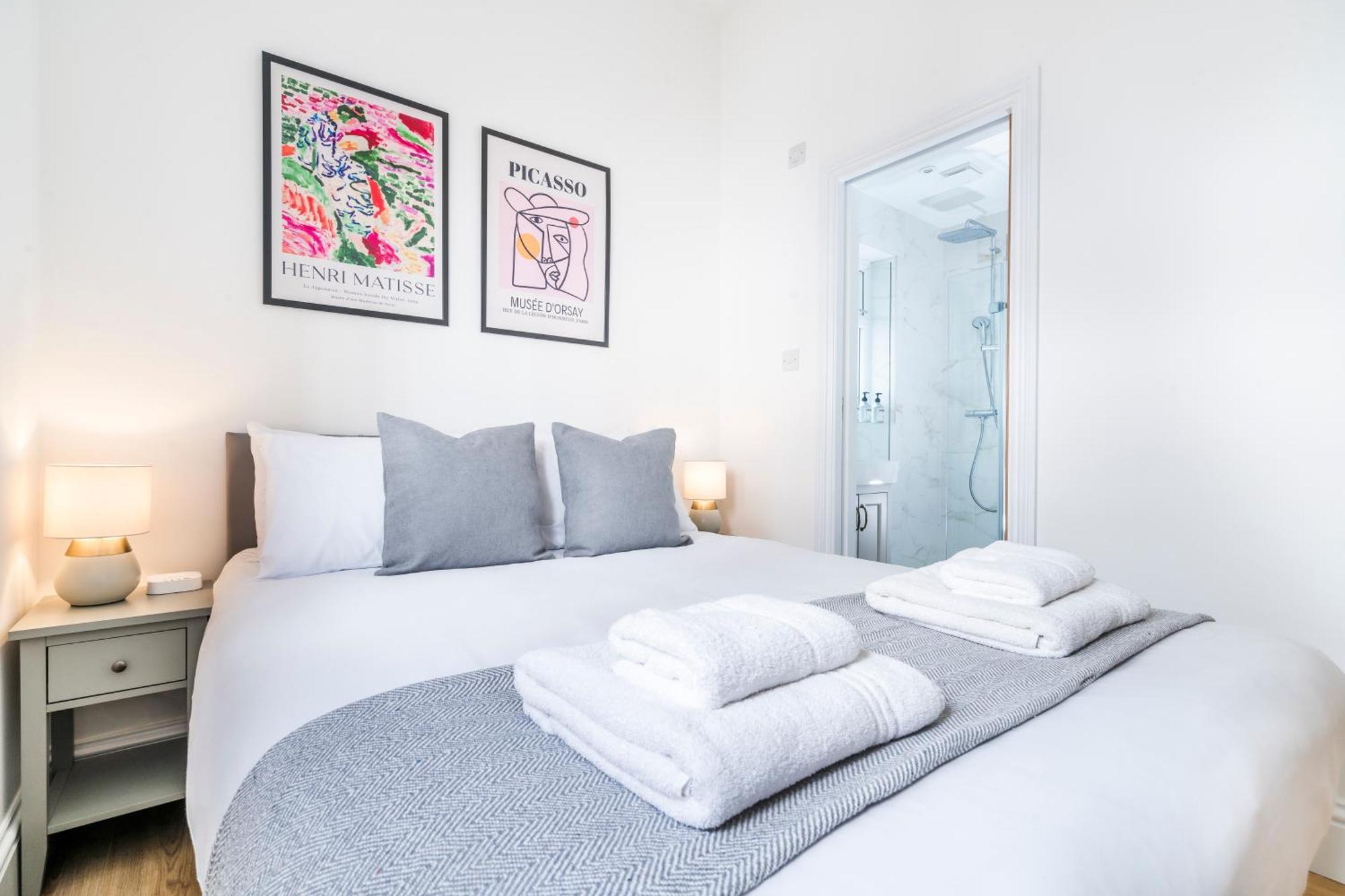 סאטון Cozy 2 Bedroom Apartment In Sutton מראה חיצוני תמונה